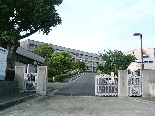Trường Đại Học Fukuoka Nhật Bản